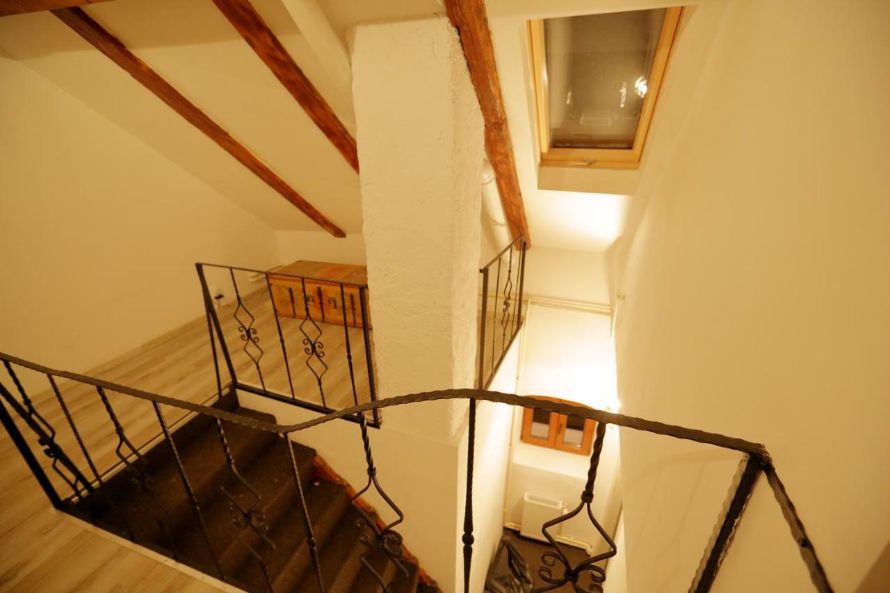 4 Rooms Piata Sfatului บราชอฟ ภายนอก รูปภาพ