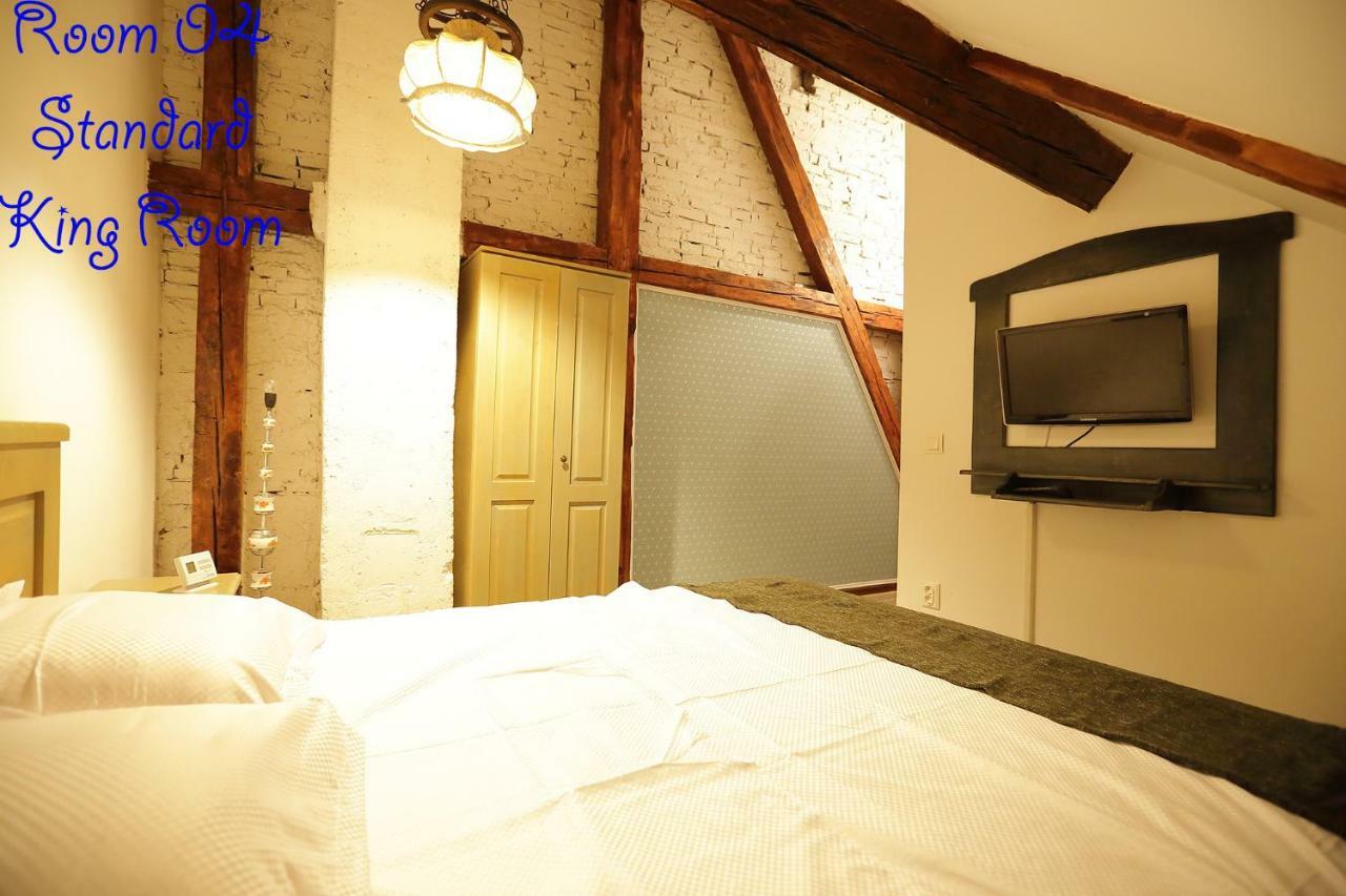 4 Rooms Piata Sfatului บราชอฟ ภายนอก รูปภาพ